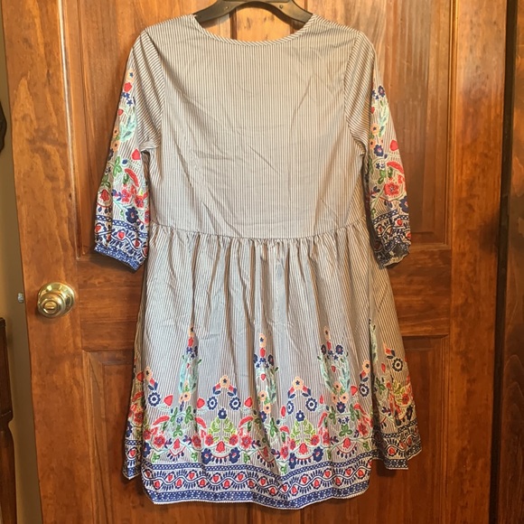NWT Emery Rose BOHO style light and blousy dress, wear year round! Size S - Picture 5 of 11